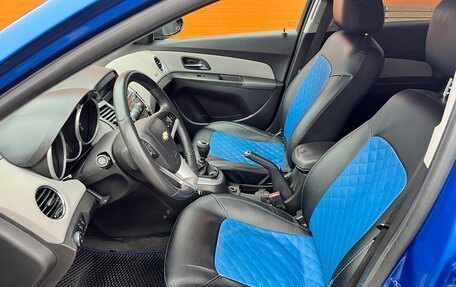 Chevrolet Cruze II, 2011 год, 735 000 рублей, 14 фотография