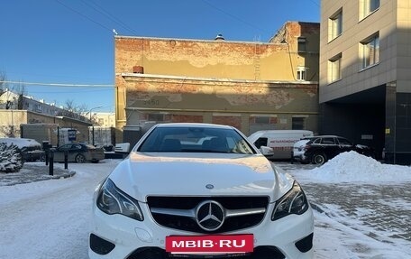 Mercedes-Benz E-Класс, 2013 год, 2 100 000 рублей, 3 фотография