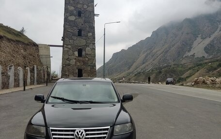 Volkswagen Touareg III, 2005 год, 520 000 рублей, 1 фотография