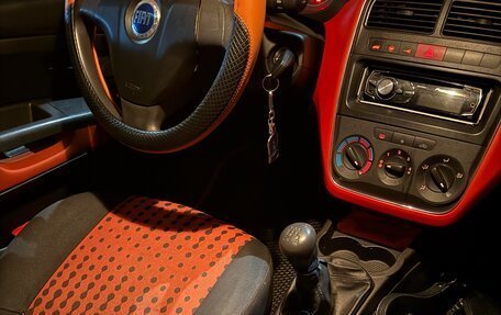 Fiat Punto III Punto Evo рестайлинг, 2006 год, 289 000 рублей, 11 фотография