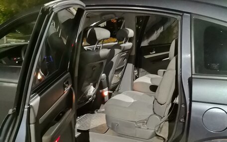 SsangYong Rodius I, 2007 год, 670 000 рублей, 3 фотография