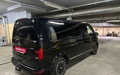 Volkswagen Multivan T6 рестайлинг, 2020 год, 7 500 000 рублей, 6 фотография
