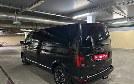 Volkswagen Multivan T6 рестайлинг, 2020 год, 7 500 000 рублей, 4 фотография