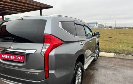 Mitsubishi Pajero Sport III рестайлинг, 2017 год, 2 250 000 рублей, 4 фотография