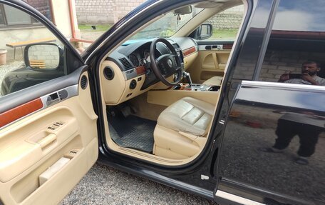 Volkswagen Touareg III, 2005 год, 520 000 рублей, 3 фотография