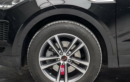 Jaguar E-Pace, 2018 год, 2 099 000 рублей, 7 фотография