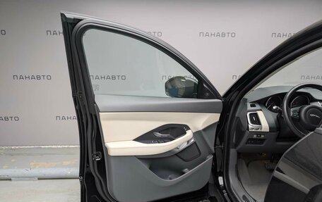 Jaguar E-Pace, 2018 год, 2 099 000 рублей, 8 фотография