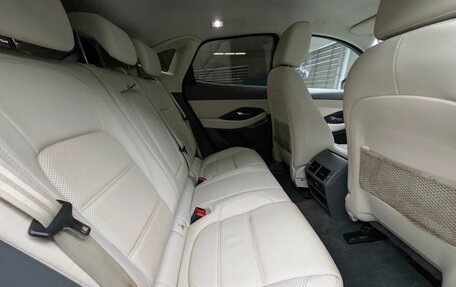 Jaguar E-Pace, 2018 год, 2 099 000 рублей, 13 фотография