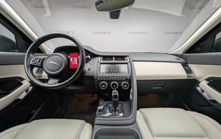 Jaguar E-Pace, 2018 год, 2 099 000 рублей, 14 фотография