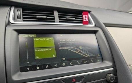 Jaguar E-Pace, 2018 год, 2 099 000 рублей, 17 фотография