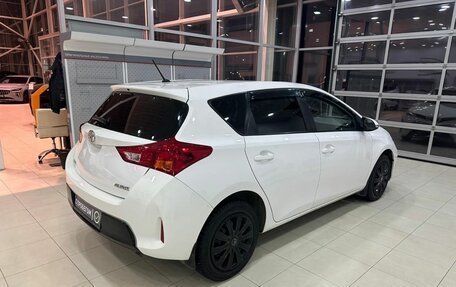 Toyota Auris II, 2013 год, 1 199 900 рублей, 5 фотография
