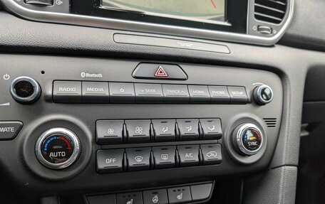 KIA Sportage IV рестайлинг, 2019 год, 2 057 000 рублей, 16 фотография