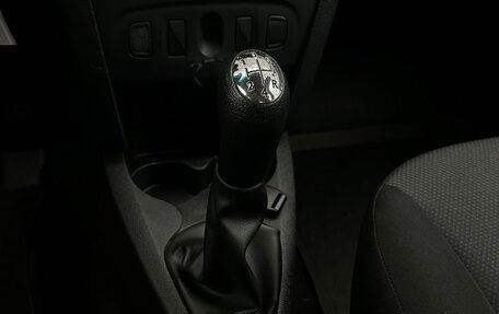 Renault Logan II, 2016 год, 485 900 рублей, 15 фотография