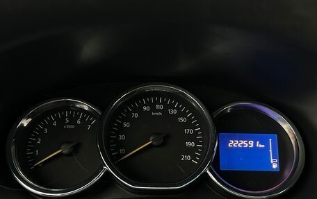 Renault Logan II, 2016 год, 485 900 рублей, 19 фотография