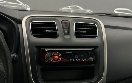 Renault Logan II, 2016 год, 485 900 рублей, 17 фотография