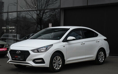 Hyundai Solaris II рестайлинг, 2018 год, 997 000 рублей, 1 фотография