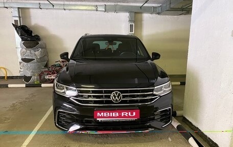 Volkswagen Tiguan II, 2021 год, 4 550 000 рублей, 5 фотография