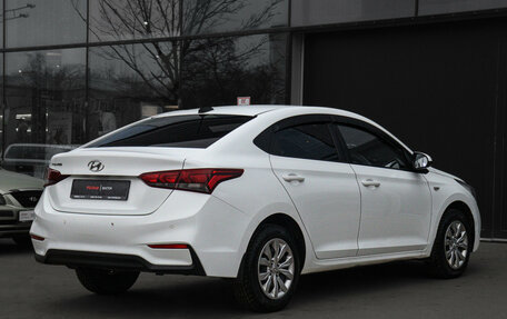 Hyundai Solaris II рестайлинг, 2018 год, 997 000 рублей, 5 фотография