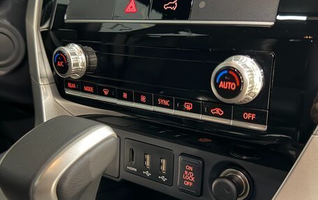 Mitsubishi Pajero Sport III рестайлинг, 2025 год, 6 849 000 рублей, 12 фотография