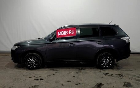 Mitsubishi Outlander III рестайлинг 3, 2014 год, 1 285 000 рублей, 7 фотография