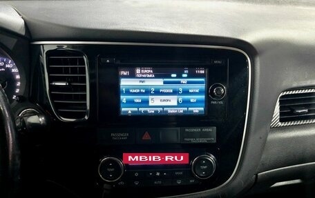 Mitsubishi Outlander III рестайлинг 3, 2014 год, 1 285 000 рублей, 14 фотография