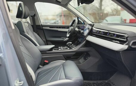 Geely Atlas, 2024 год, 3 000 000 рублей, 26 фотография