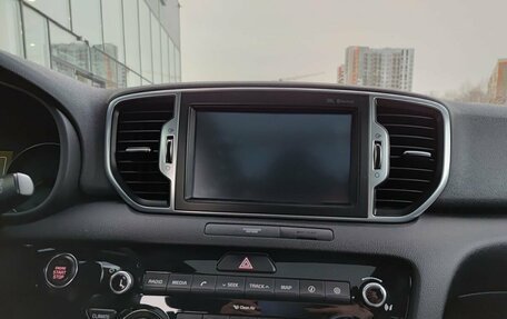 KIA Sportage IV рестайлинг, 2016 год, 2 340 000 рублей, 18 фотография