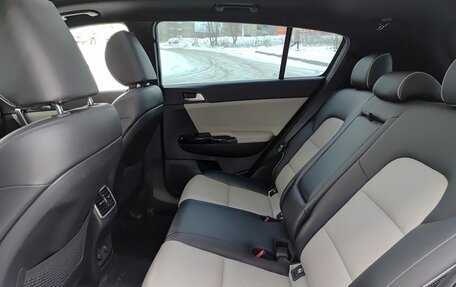 KIA Sportage IV рестайлинг, 2016 год, 2 340 000 рублей, 15 фотография