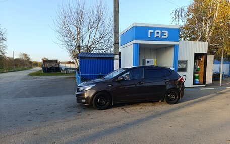 KIA Rio III рестайлинг, 2017 год, 350 000 рублей, 4 фотография