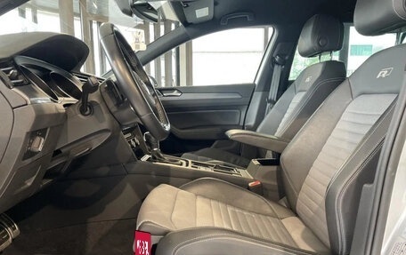 Volkswagen Passat B8 рестайлинг, 2018 год, 2 300 000 рублей, 6 фотография