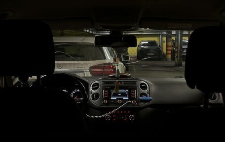 Volkswagen Tiguan I, 2012 год, 1 000 000 рублей, 9 фотография