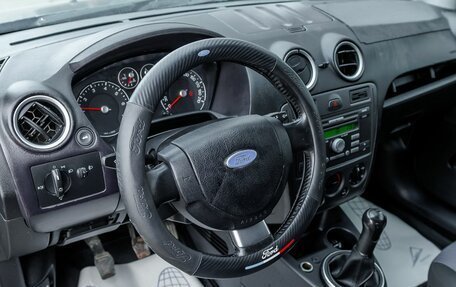 Ford Fusion I, 2010 год, 400 000 рублей, 11 фотография