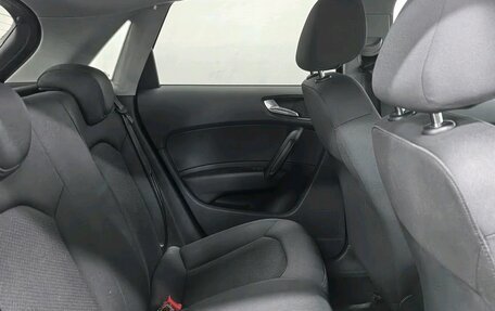 Audi A1, 2013 год, 1 190 000 рублей, 19 фотография