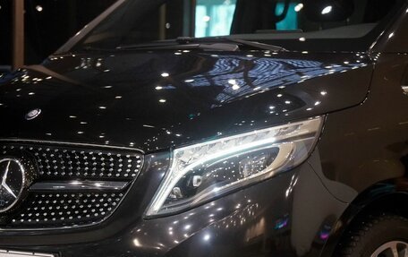 Mercedes-Benz V-Класс, 2015 год, 4 950 000 рублей, 3 фотография