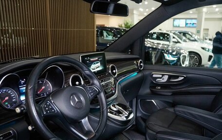Mercedes-Benz V-Класс, 2015 год, 4 950 000 рублей, 21 фотография