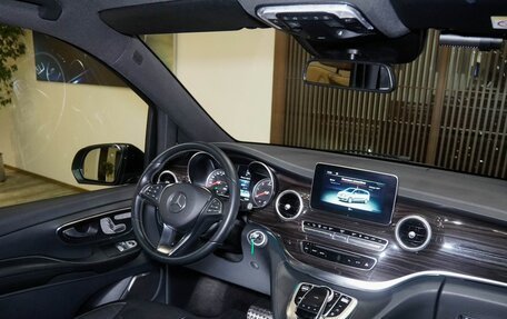 Mercedes-Benz V-Класс, 2015 год, 4 950 000 рублей, 27 фотография