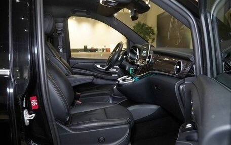 Mercedes-Benz V-Класс, 2015 год, 4 950 000 рублей, 35 фотография