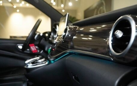 Mercedes-Benz V-Класс, 2015 год, 4 950 000 рублей, 37 фотография