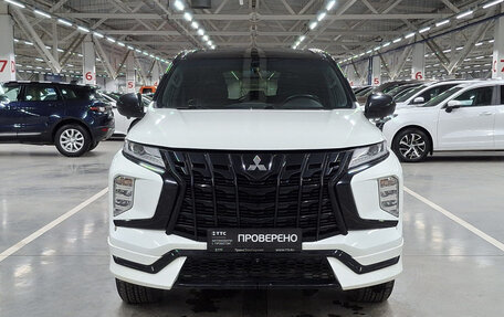 Mitsubishi Montero Sport, 2022 год, 4 200 000 рублей, 2 фотография