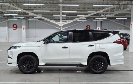 Mitsubishi Montero Sport, 2022 год, 4 200 000 рублей, 10 фотография