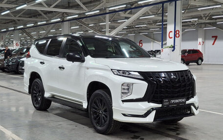 Mitsubishi Montero Sport, 2022 год, 4 200 000 рублей, 3 фотография