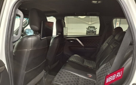 Mitsubishi Montero Sport, 2022 год, 4 200 000 рублей, 15 фотография