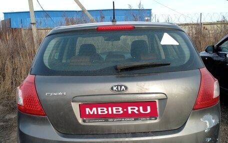 KIA cee'd I рестайлинг, 2011 год, 700 000 рублей, 8 фотография