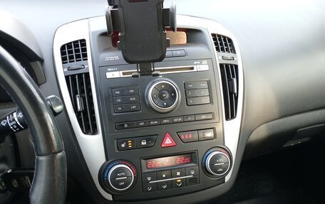 KIA cee'd I рестайлинг, 2011 год, 700 000 рублей, 13 фотография