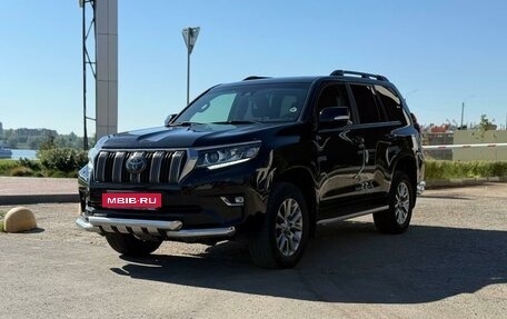 Toyota Land Cruiser Prado 150 рестайлинг 2, 2017 год, 5 200 000 рублей, 3 фотография