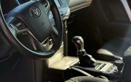 Toyota Land Cruiser Prado 150 рестайлинг 2, 2017 год, 5 200 000 рублей, 21 фотография