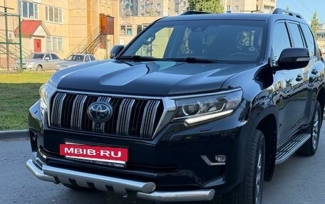 Toyota Land Cruiser Prado 150 рестайлинг 2, 2017 год, 5 200 000 рублей, 27 фотография