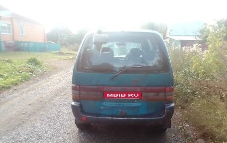 Nissan Serena I, 1991 год, 230 000 рублей, 1 фотография