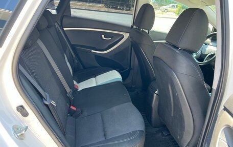 Hyundai i30 II рестайлинг, 2013 год, 1 050 000 рублей, 11 фотография