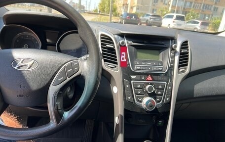 Hyundai i30 II рестайлинг, 2013 год, 1 050 000 рублей, 10 фотография